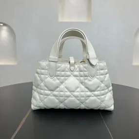 23CM Toujours white handbag casual bag 285702