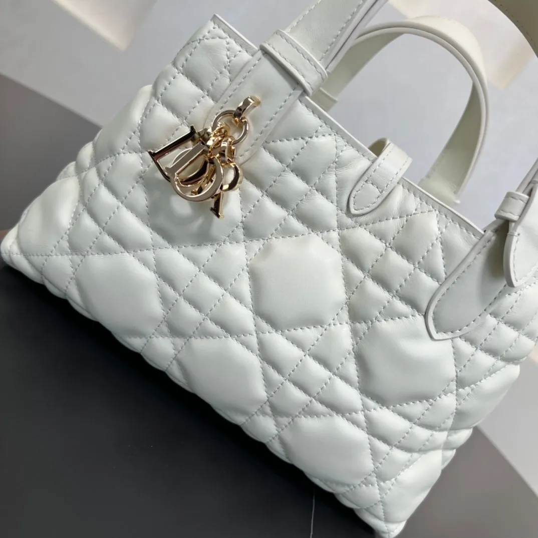 23CM Toujours white handbag casual bag 285702