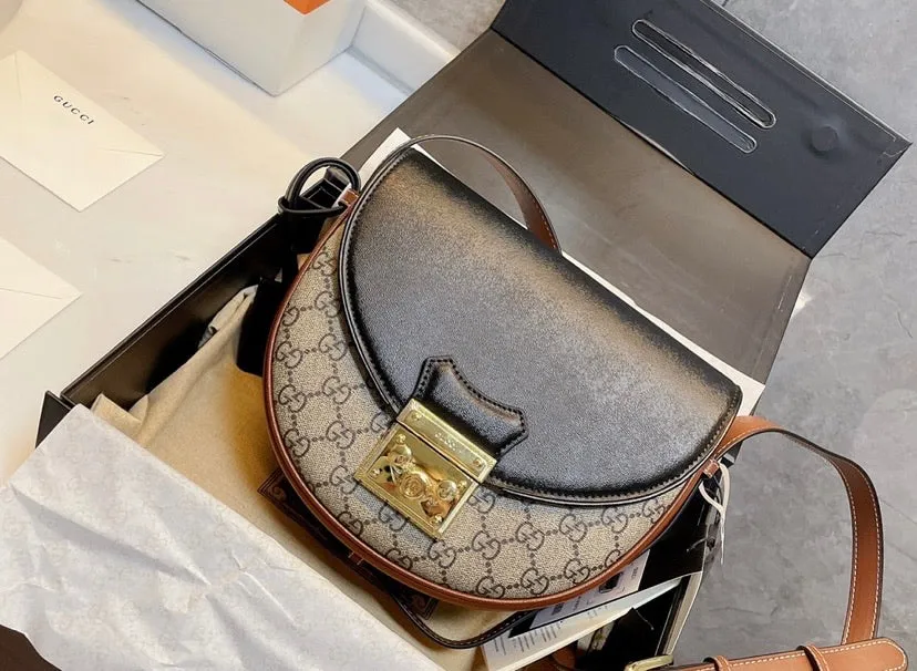 Gucci crossbody handbag